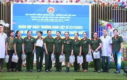 Trao 400 suất quà cho hội viên Hội Trường Sơn – Đường Hồ Chí Minh tỉnh Thanh Hoá