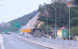 Bộ Giao thông vận tải chưa đề xuất mức thu phí đường bộ cao tốc do Nhà nước đầu tư