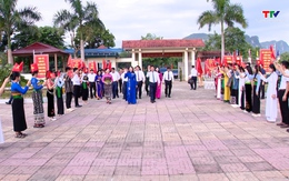 Phó Chủ tịch nước Võ Thị Ánh Xuân dự Lễ khai giảng năm học mới tại trường THPT Dân tộc nội trú Ngọc Lặc