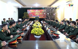 Thượng tướng Huỳnh Chiến Thắng thăm, chúc Tết Bộ Chỉ huy quân sự tỉnh Thanh Hoá