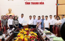 Phó Chủ tịch Thường trực Uỷ ban Nhân dân tỉnh Nguyễn Văn Thi làm việc với đoàn công tác tỉnh Sơn La