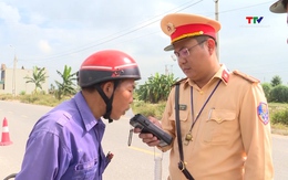 Công an huyện Đông Sơn tăng cường các giải pháp bảo đảm trật tự an toàn giao thông