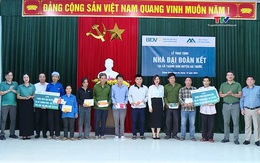 Trao hỗ trợ nhà cho các hộ nghèo tại huyện Bá Thước