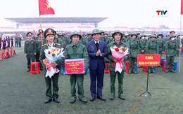 Bí thư Tỉnh ủy dự lễ giao nhận quân năm 2024 tại huyện Quảng Xương