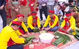 Hội thi gói bánh chưng xanh tại Trường Cao đẳng Công nghiệp Thanh Hoá