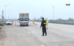Tăng cường đảm bảo an toàn giao thông trên tuyến đường cao tốc dịp Tết