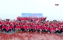 AIA Việt Nam tổ chức Fun Run "Khai bước Alpha, bật Mood sống khỏe" tại Thanh Hóa 