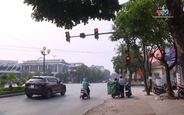 Bất cập hệ thống đèn tín hiệu giao thông tại thành phố Thanh Hoá
