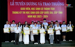 Thành phố Sầm Sơn tuyên dương và trao thưởng giáo viên, học sinh có thành tích cao trong kỳ thi học sinh giỏi