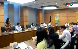 Quốc hội thảo luận ở tổ về các dự án luật