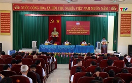 Phó Chủ tịch Thường trực Ủy ban Nhân dân tỉnh Nguyễn Văn Thi tiếp xúc cử tri huyện Hà Trung