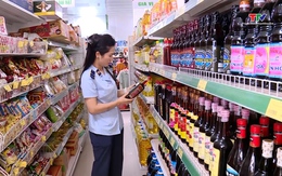Bình ổn thị trường hàng hóa sau mưa bão