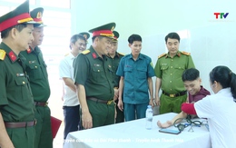 Chỉ huy trưởng Bộ Chỉ huy Quân sự tỉnh kiểm tra sơ tuyển nghĩa vụ quân sự