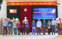 Sở Nông nghiệp và Môi trường Thanh Hóa hỗ trợ 200 suất quà cho người dân vùng lũ