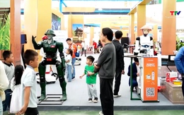 Sản phẩm công nghệ cao thu hút khách tại Hội chợ Mùa Thu 2025