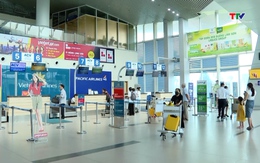 Vietnam Airlines vận chuyển miễn phí hàng hóa hỗ trợ đồng bào vùng lũ miền Trung