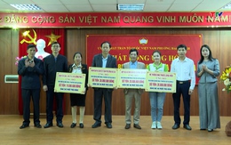 Phường Hạc Thành phát động ủng hộ đồng bào bị thiệt hại do mưa lũ gây ra