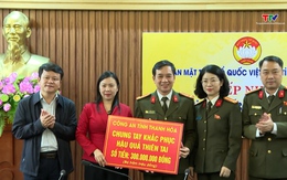 Ủy ban  Mặt trận Tổ quốc tỉnh tiếp nhận ủng hộ đồng bào vùng lũ