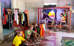 Tạo cơ hội để phụ nữ dân tộc thiểu số phát triển kinh tế