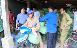 Cấp phát 140 tấn gạo hỗ trợ hộ dân bảo vệ rừng ở Quang Chiểu