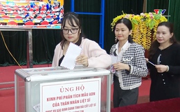 Phường Tĩnh Gia ủng hộ kinh phí phân tích mẫu ADN của thân nhân liệt sĩ