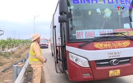 Chấn chỉnh, xử lý xe ô tô vận chuyển hành khách vi phạm trật tự giao thông