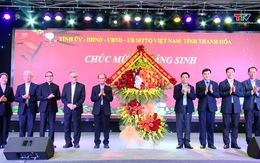 Gặp mặt các chức sắc, chức việc và đồng bào Công giáo nhân lễ Giáng sinh năm 2025