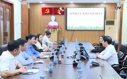 Đoàn công tác tỉnh Thanh Hóa trao đổi, chia sẻ kinh nghiệm đánh giá cán bộ, công chức theo KPI tại Khánh Hòa