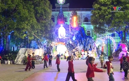 Không khí rộn ràng chào đón Giáng sinh ở giáo xứ Ngọc Đỉnh