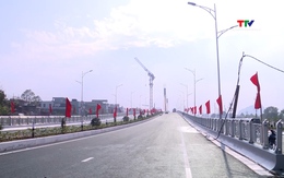 Cầu vượt đường sắt Bắc - Nam đưa vào khai thác trước Tết Nguyên đán