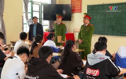 ''Không một mình - Cùng nhau an toàn trực tuyến''