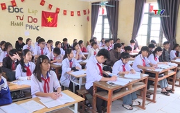 Giáo viên mòn mỏi chờ chi trả tiền dạy tăng giờ