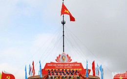 Lễ Thượng cờ “Thống nhất non sông” ở Di tích quốc gia đặc biệt Đôi bờ Hiền Lương-Bến Hải