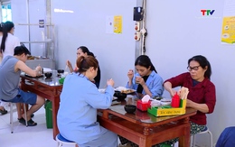 2 bếp ăn bệnh viện tạm dừng hoạt động do vi phạm quy định an toàn thực phẩm