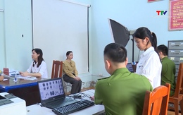 Công an Thanh Hóa cấp căn cước và tài khoản định danh điện tử trong dịp nghỉ lễ