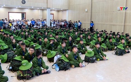 Hơn 200 trẻ em tham gia chương trình “Học kỳ trong quân đội năm 2025”