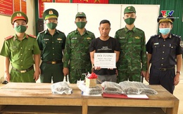 Bắt quả tang đối tượng có hành vi vận chuyển trái phép vật liệu nổ