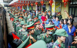 Hà Nội đón các đoàn tham gia diễu binh, diễu hành kỷ niệm 80 năm Quốc khánh