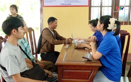 Hỗ trợ người dân trong giải quyết thủ tục hành chính cấp xã
