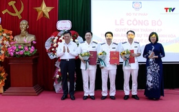 Công bố các quyết định về công tác tổ chức, cán bộ của Thi hành án dân sự Thanh Hoá