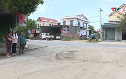Đường xuống cấp gây mất an toàn giao thông