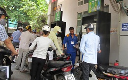 Giá xăng dầu cùng giảm, mặt hàng RON95-III xuống dưới 20.000 đồng mỗi lít