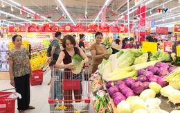Đảm bảo đủ nguồn cung lương thực, thực phẩm trong những ngày mưa bão