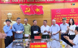 Trao quà cho Mẹ Việt Nam anh hùng và thương binh nặng