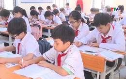 Cung cấp một bộ sách giáo khoa thống nhất toàn quốc từ năm học 2026-2027