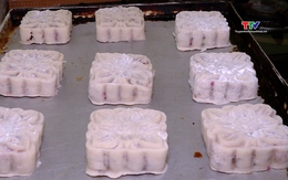 Giữ lửa nghề làm bánh trung thu truyền thống