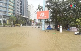 Nhiều tuyến đường phường Sầm Sơn ngập cục bộ do bão số 10