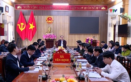 Phó Chủ tịch Thường trực HĐND tỉnh Lê Tiến Lam giám sát công tác bầu cử đại biểu Quốc hội và HĐND các cấp