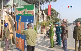 Phường Tĩnh Gia ra quân giải toả hành lang an toàn giao thông