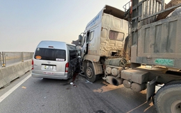 Tai nạn giao thông đặc biệt nghiêm trọng trên cao tốc Bắc - Nam đoạn qua tỉnh Thanh Hóa